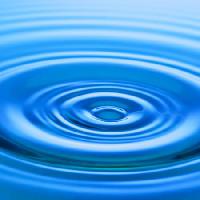 Pixwords Het beeld met water, blauw Bjørn Hovdal - Dreamstime