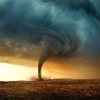 Pixwords Het beeld met tornado, jord, landskab, storm, blå Solarseven